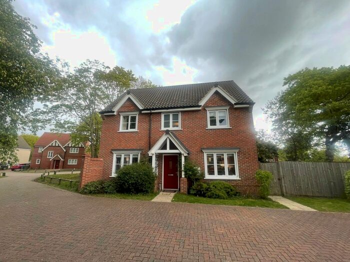 4 Bedroom Detached House To Rent In The Copse, Woodbridge, IP12