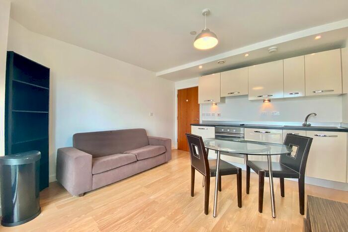 1 Bedroom Flat To Rent In Skyline, St Peter's Street, Leeds, West Yorkshire, LS9