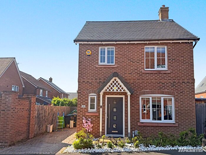 3 Bedroom Detached House For Sale In Connaught Crescent, Widnes, WA8