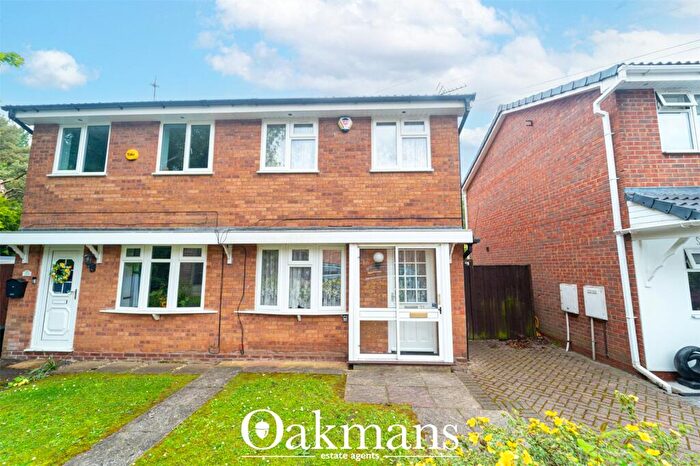 2 Bedroom Semi Detached House For Sale In Hawkes Close, Birmingham, West Midlands, B30