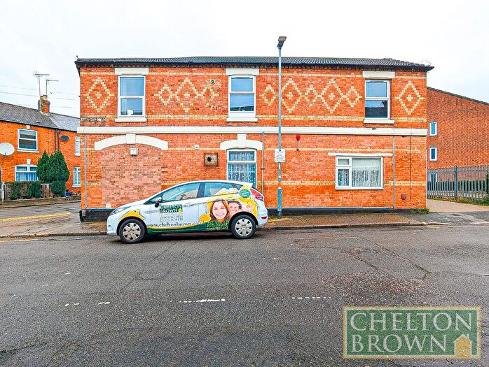 1 Bedroom Flat To Rent In Sandhill Road, St James, Northampton, NN5