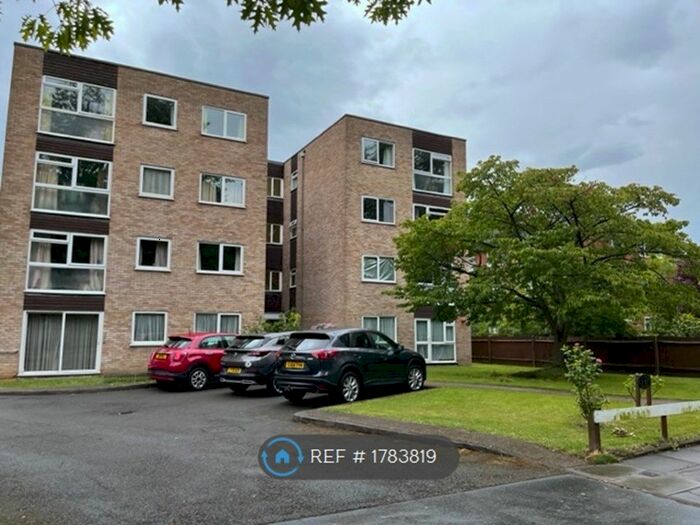 1 Bedroom Flat To Rent In St. Merryn Court, Beckenham, BR3