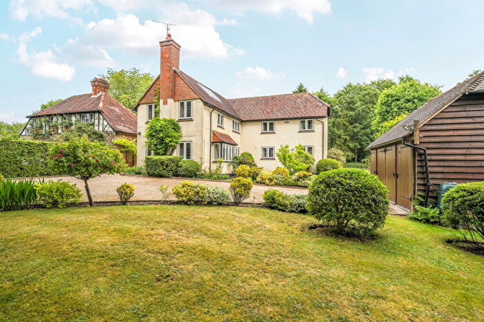 4 Bedroom Detached House For Sale In Grub Street, Oxted, RH8