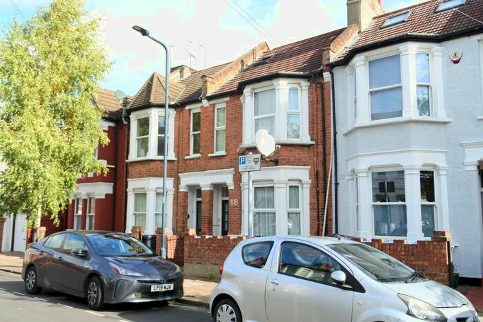 1 Bedroom Flat To Rent In Burns Road, Harlesden, NW10