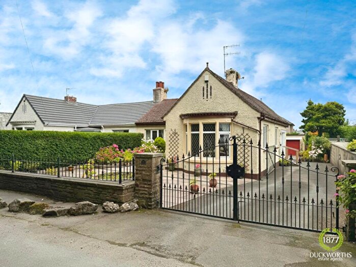 2 Bedroom Semi-Detached Bungalow For Sale In Cut Lane, Rishton, BB1