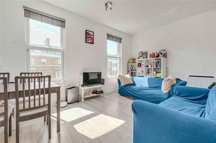 1 Bedroom Flat To Rent In Lavender Hill, Clapham Junction, SW11