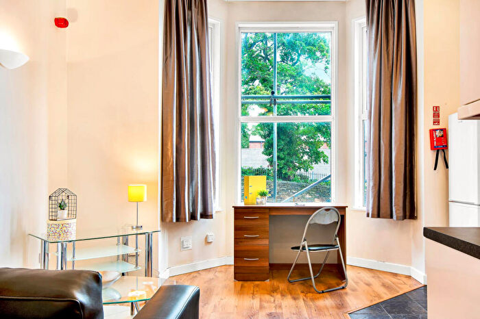 1 Bedroom Flat To Rent In Spring Road, Leeds, LS6