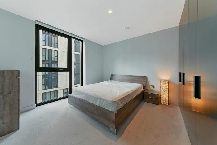 1 Bedroom Flat To Rent In The Waterman, Greenwich Peninsula, London, SE10