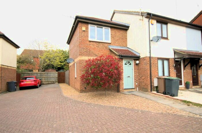 1 Bedroom End Of Terrace House To Rent In Elveden Close, Luton, LU2