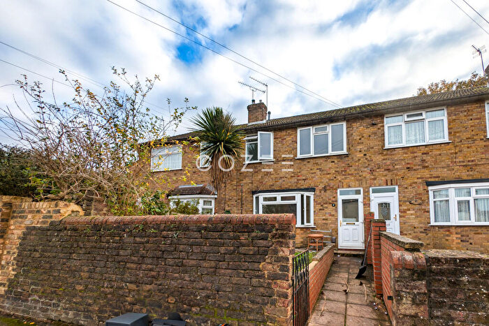 3 Bedroom Terraced House To Rent In Robin Hood Lane, Sutton, SM1