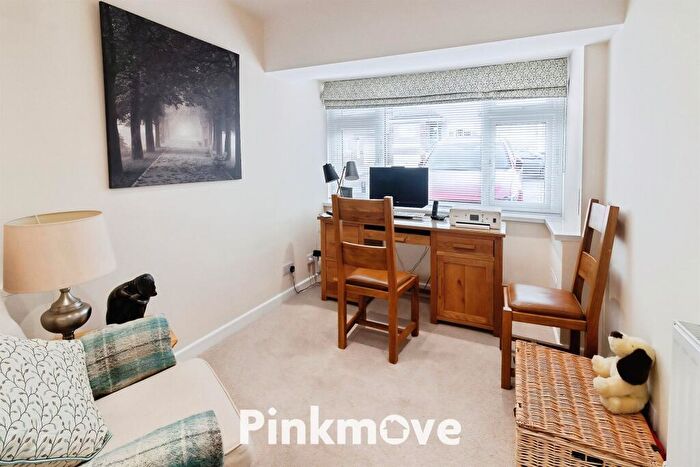 3 Bedroom Detached House For Sale In Arlington Close, Newport, NP20