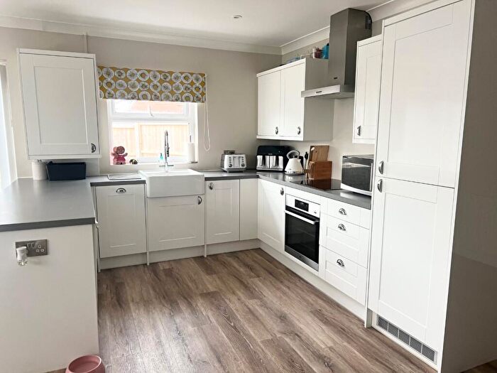 2 Bedroom Semi-Detached Bungalow For Sale In Holly Road, Blackfield, Southampton, SO45