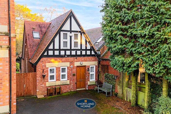 2 Bedroom Cottage To Rent In Davenport Road, Earlsdon, Coventry, CV5