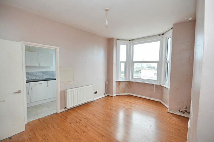 1 Bedroom Flat For Sale In B Scrubs Lane, Harlesden, London, NW10
