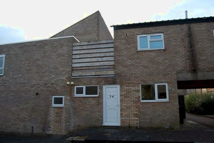 2 Bedroom Flat To Rent In Epsom Walk, Corby, NN18