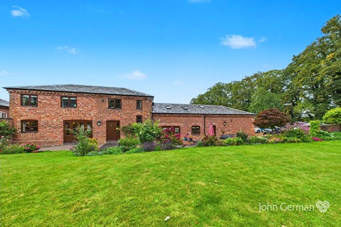 4 Bedroom Barn Conversion For Sale In Home Farm Court, Ingestre, ST18