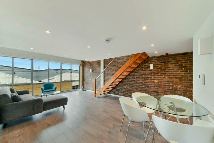 2 Bedroom Terraced House To Rent In Swayfield Avenue, Manchester, Greater Manchester, M13