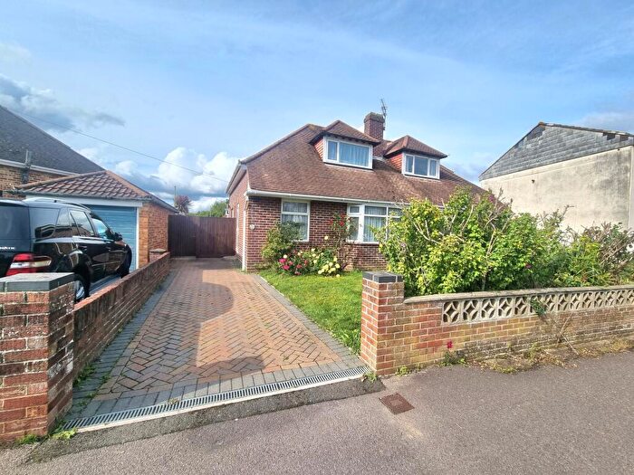 3 Bedroom Bungalow To Rent In Mill Road, Fareham, PO16