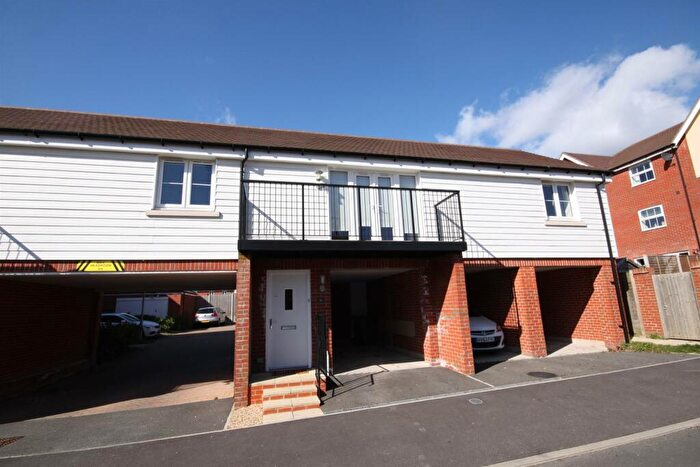 2 Bedroom Apartment To Rent In Cavendish Drive, SO31