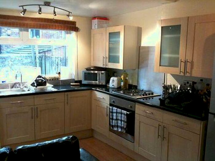 5 Bedroom House To Rent In Derby Grove, Lenton, Nottingham, Nottinghamshire, NG7