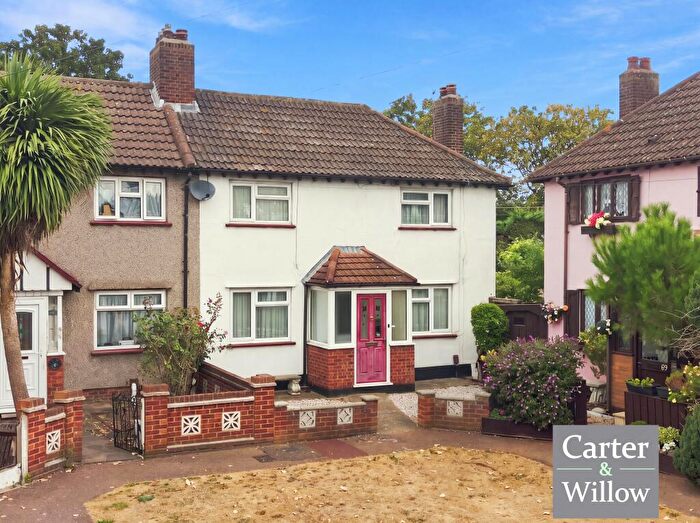 3 Bedroom Semi Detached House For Sale In Sutton Road, Barking, IG11
