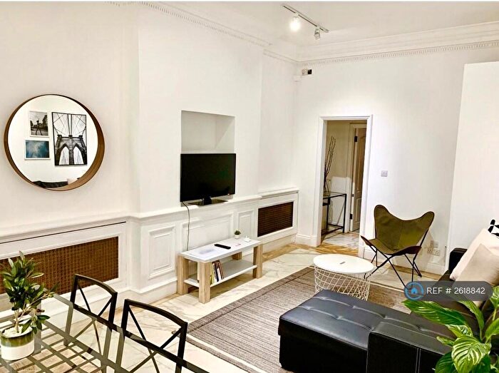 1 Bedroom Flat To Rent In Danbury Street, London, N1