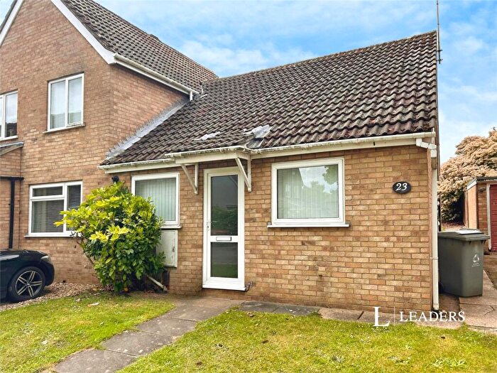 2 Bedroom Bungalow For Sale In Edgefield Close, Norwich, NR6