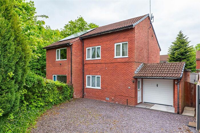3 Bedroom Semi-Detached House For Sale In Wymundsley, Chorley, PR7