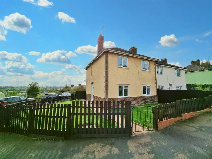 4 Bedroom Semi-Detached House To Rent In Allen Road, Irthlingborough, Wellingborough, NN9