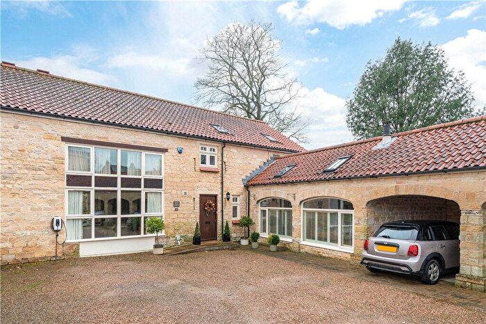 4 Bedroom Barn Conversion For Sale In Farm Close, Walton, Wetherby, West Yorkshire, LS23