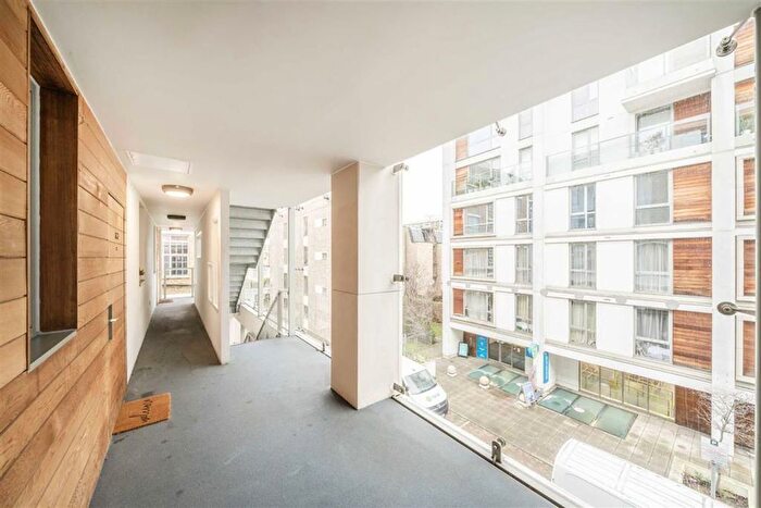 1 Bedroom Flat For Sale In Lett Road, London, SW9