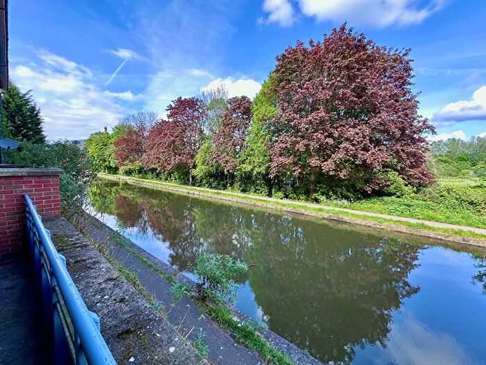 2 Bedroom Flat To Rent In Hartington Street, Loughborough, LE11