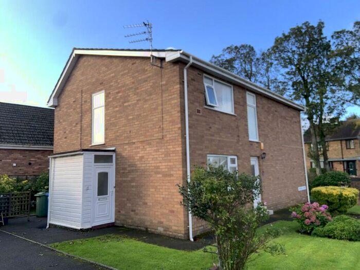 2 Bedroom Flat To Rent In Lawsons Road, Thornton-Cleveleys, FY5