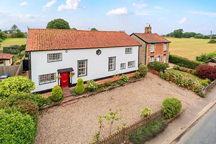4 Bedroom Detached House For Sale In Hepworth, Suffolk, IP22