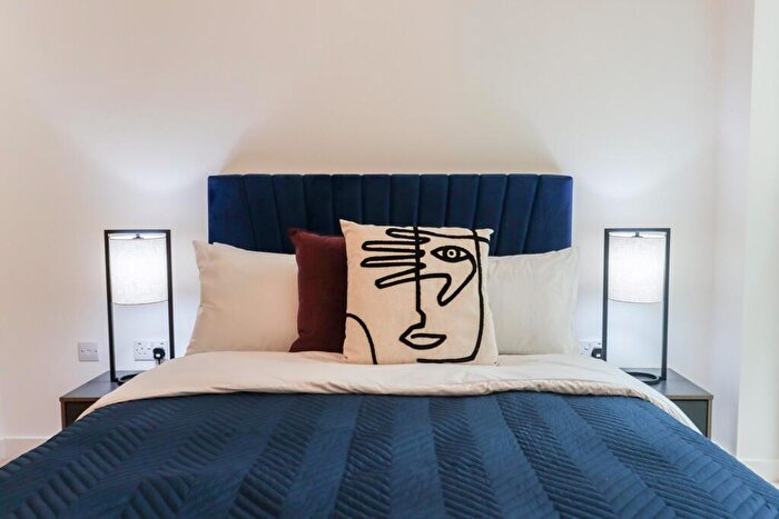 Studio To Rent In Florence House, Colindale, NW9