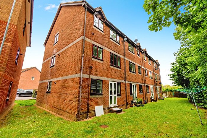 1 Bedroom Flat For Sale In Brunel Road, Southampton, SO15