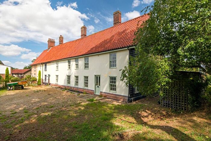 5 Bedroom Semi-Detached House For Sale In Stowupland, IP14