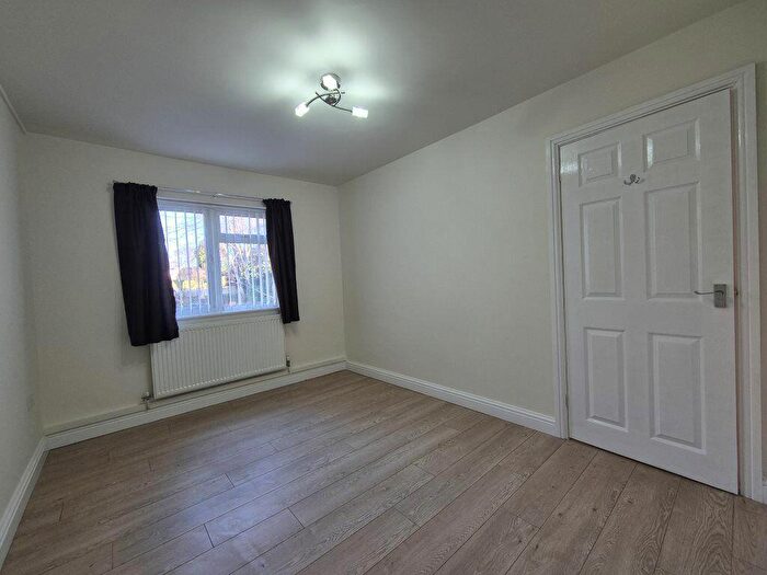 2 Bedroom Flat To Rent In Bowling Green Road, Stourbridge, DY8