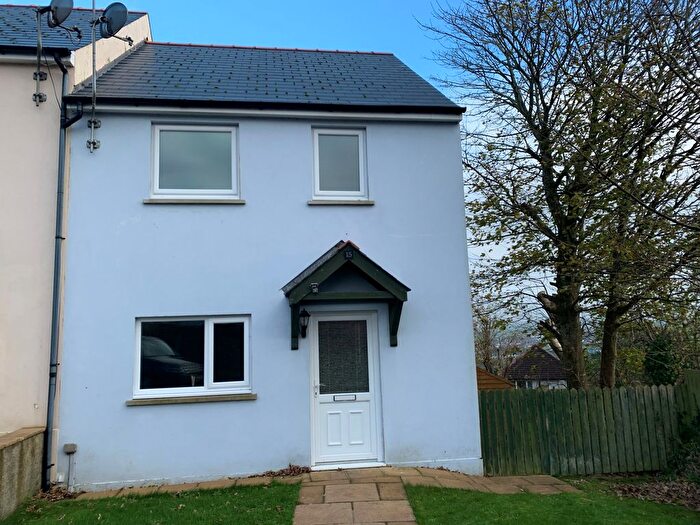 3 Bedroom Terraced House To Rent In Cae Gerddi, Stop And Call, Goodwick, SA64
