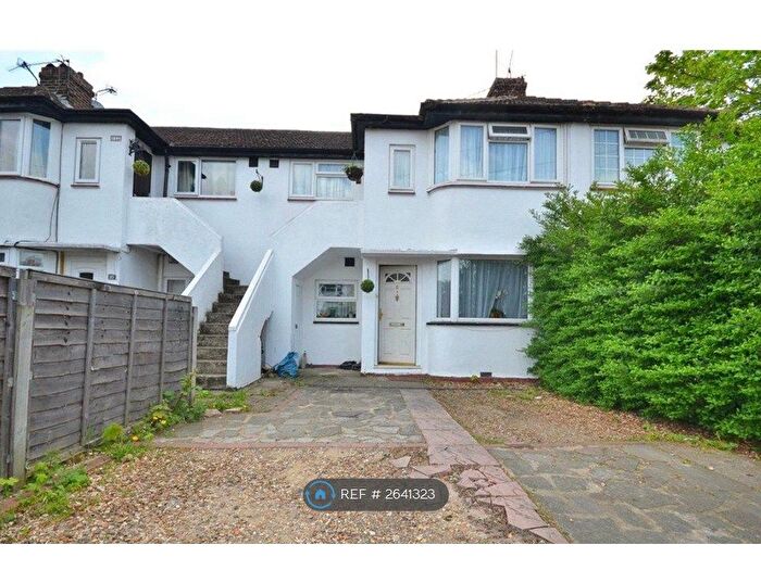 1 Bedroom Maisonette To Rent In Wiltshire Avenue, Slough, SL2