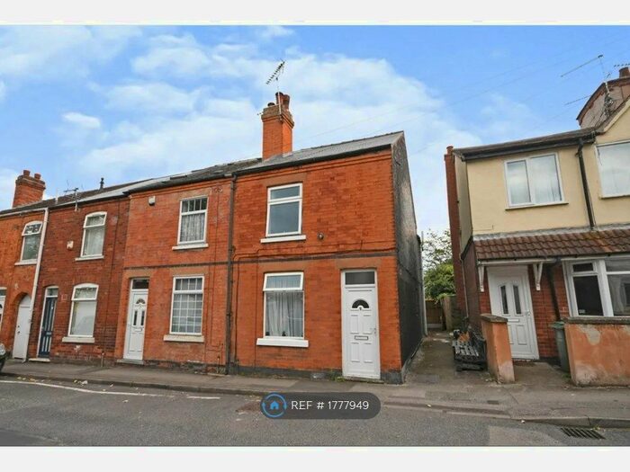 3 Bedroom End Of Terrace House To Rent In Somersall Street, Mansfield, NG19