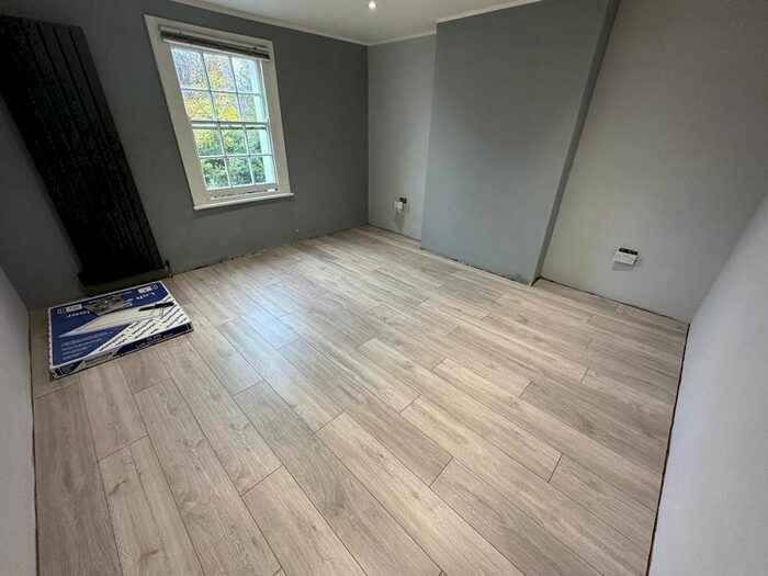 2 Bedroom Cottage To Rent In Herberts Cottage, Ealing Road, Northolt, UB5