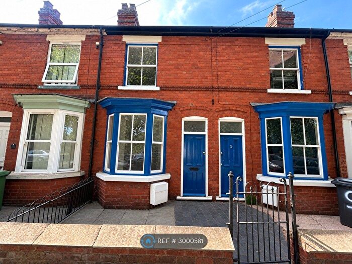 3 Bedroom Terraced House To Rent In Fellows St, Wolverhampton, WV2