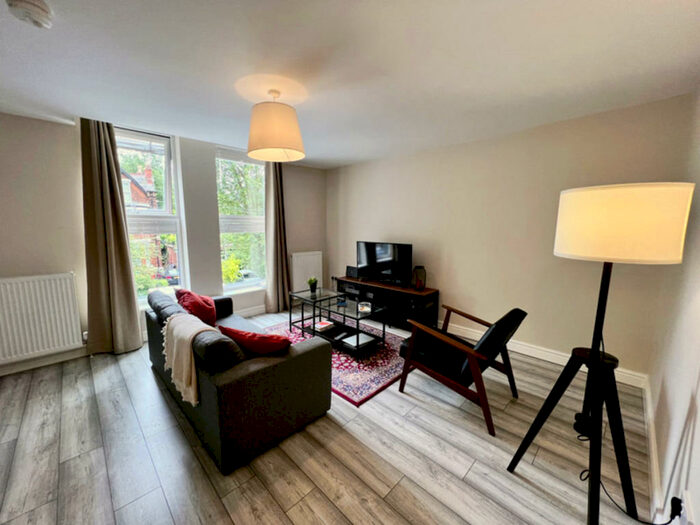 1 Bedroom Apartment To Rent In York Road, Manchester, M21