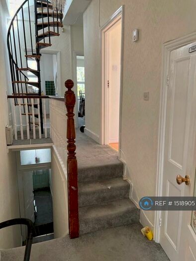 2 Bedroom Flat To Rent In Keston Road, London, N17