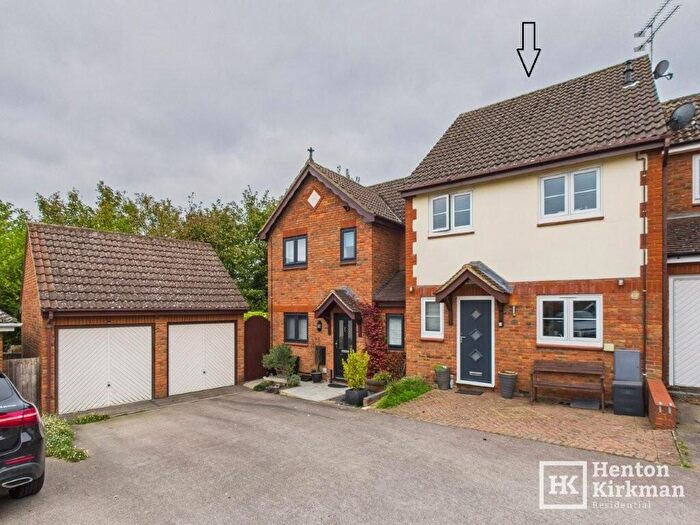 3 Bedroom Terraced House For Sale In Tanfield Drive, Billericay, Essex, CM12