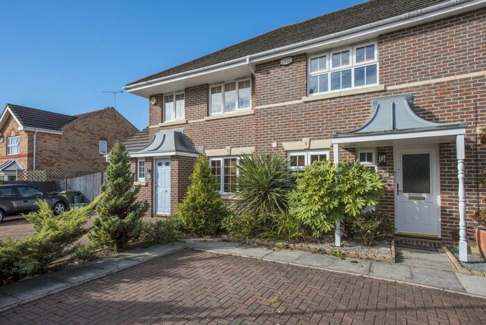 2 Bedroom Terraced House To Rent In Church Croft, St.Albans, AL4