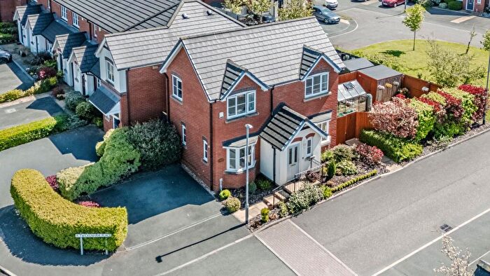 3 Bedroom Detached House For Sale In Twickenham Place, Chorley, PR7