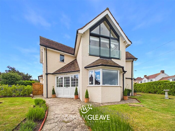 3 Bedroom Detached House For Sale In Bryn Gosol Road, Llandudno, Conwy, LL30