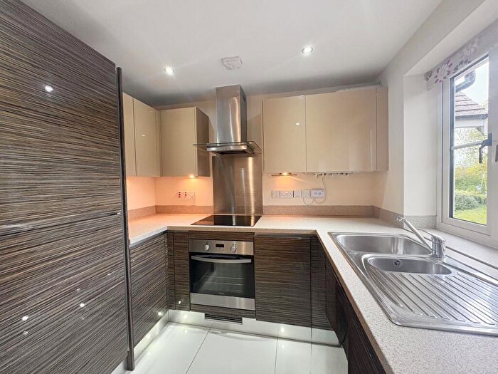 2 Bedroom Flat To Rent In London Road, Waterlooville, PO7